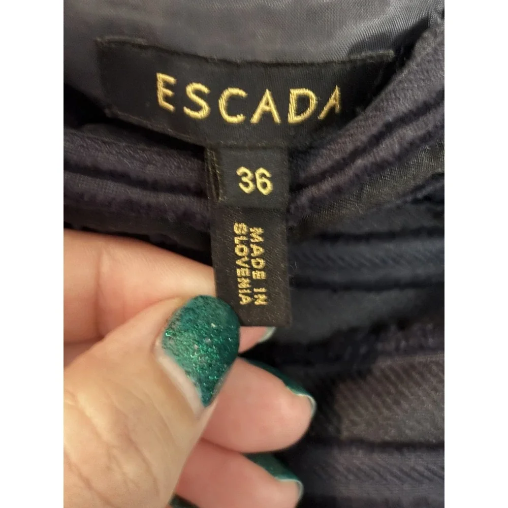 ESCADA Women's Size 36 Navy‎ Striped Pattern Straight Pencil Skirt Casual Wear